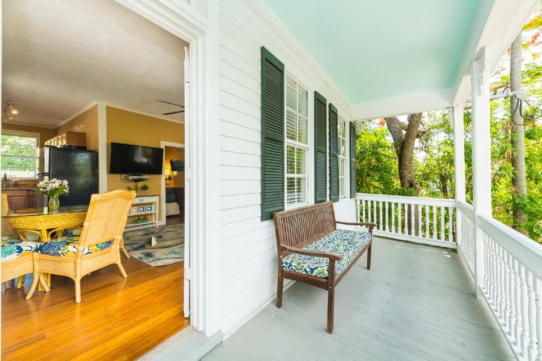 Photo of Patio Balcony in Historic Seaport