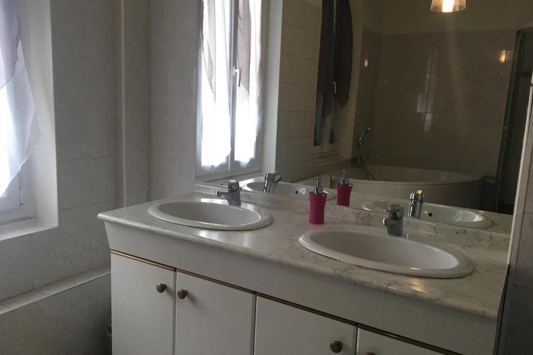 Photo of Others in Romilly-sur-Seine