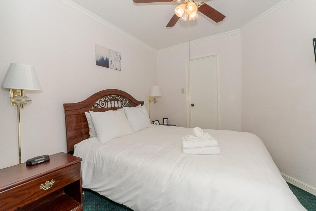 Photo of Bedroom in Galveston
