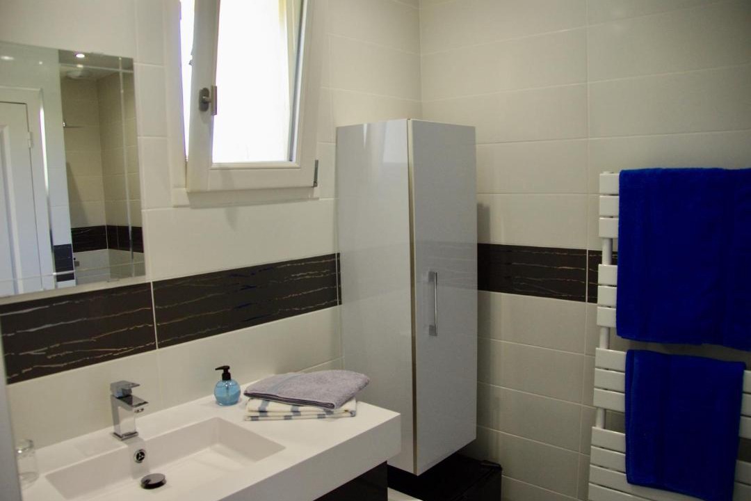 Photo of Bathroom in Uzes