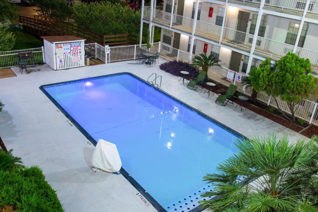 Photo of Patio Balcony in Lackland Terrace