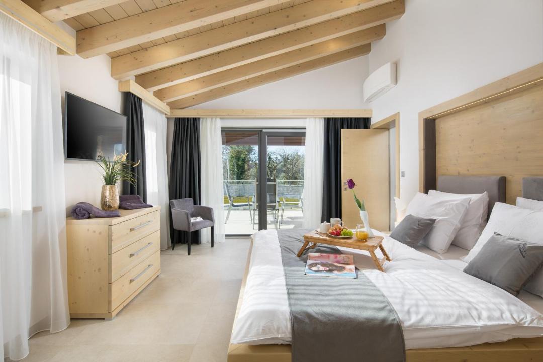 Photo of Livingroom in Jursici
