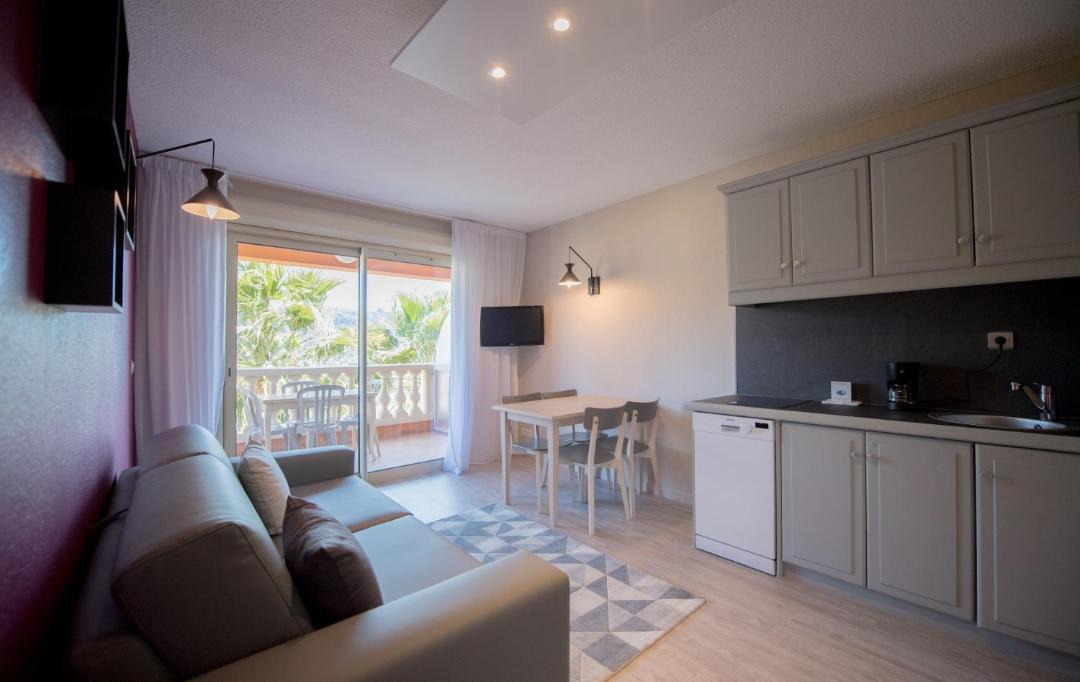 Photo of Others in Carros