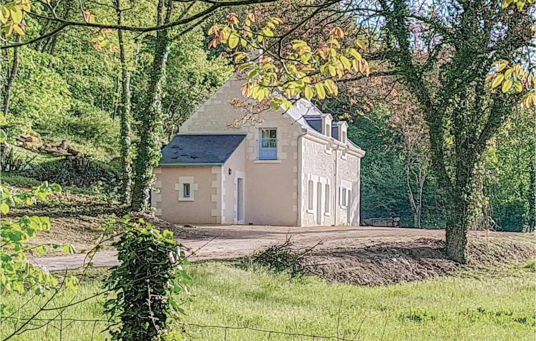 Photo of Others in Cravant-les-Coteaux