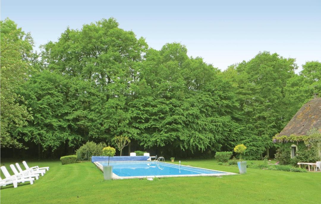 Photo of Outdoor in Saint-Branchs