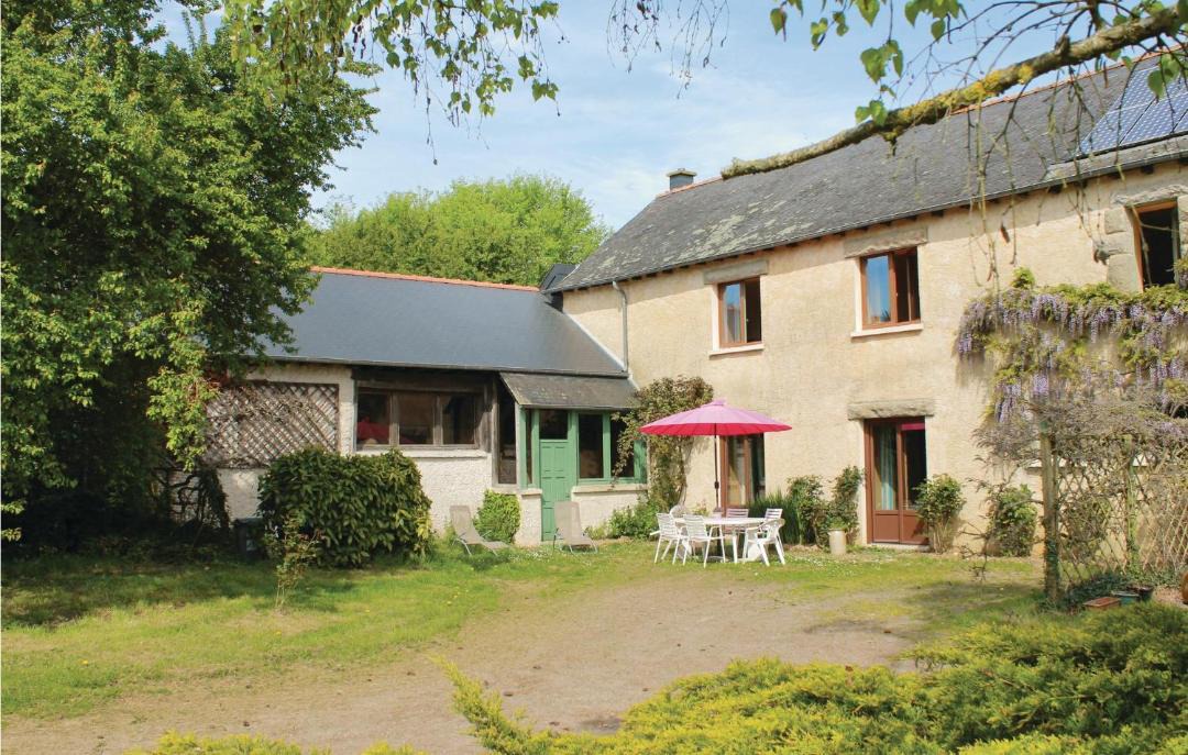 Photo of Buildings in La Nouaye