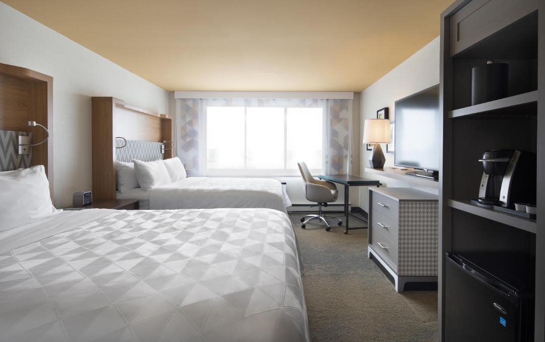 Photo of Bedroom in Longueuil