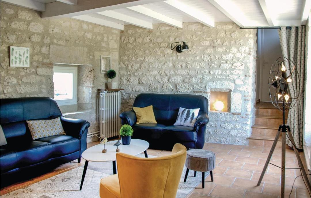 Photo of Livingroom in Beauville