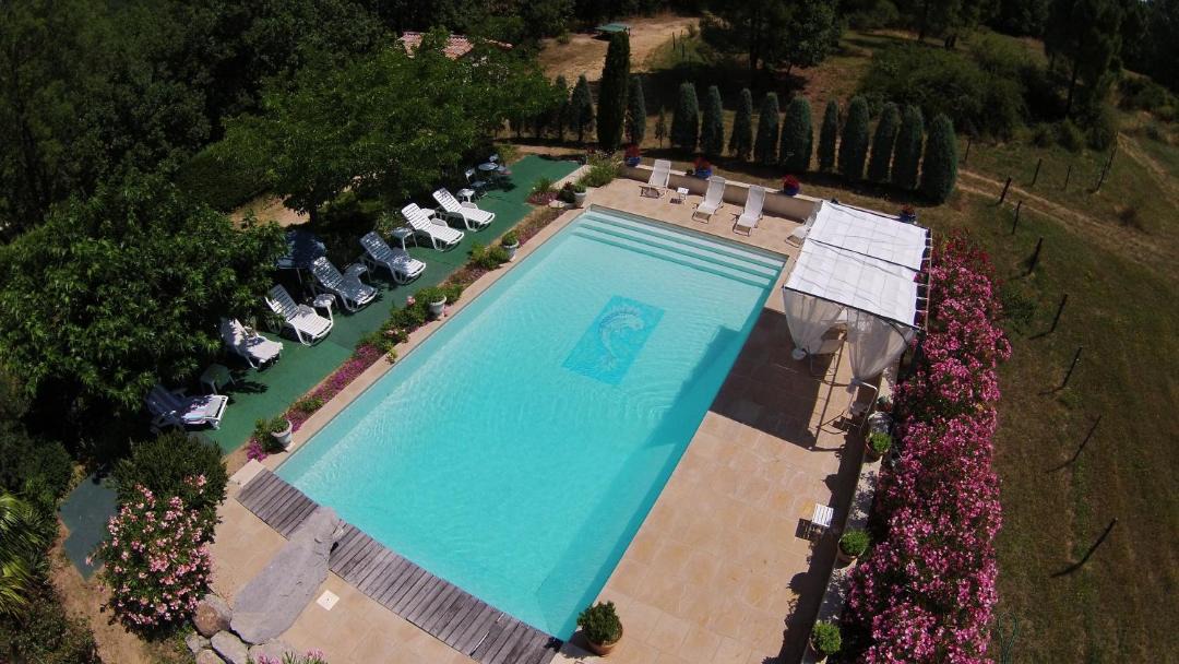 Photo of Others in Ailhon