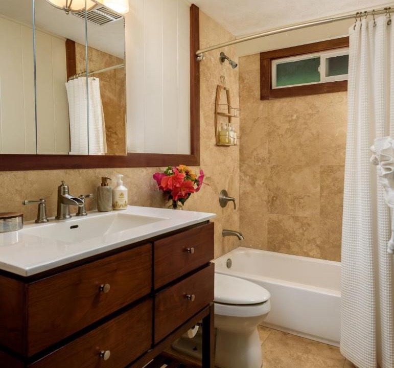 Photo of Others in Paia