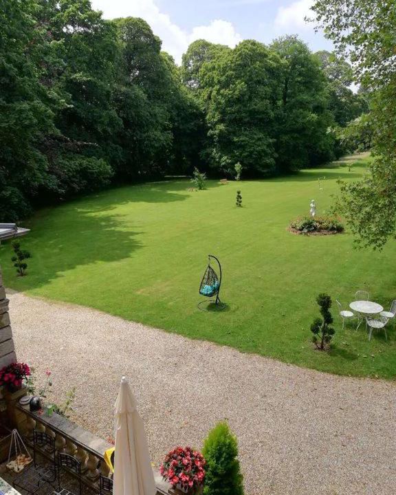 Photo of Others in Aincourt