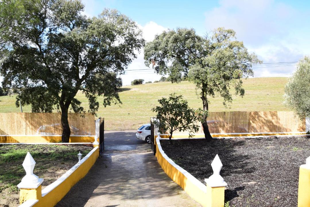 Photo of Others in Mentrida