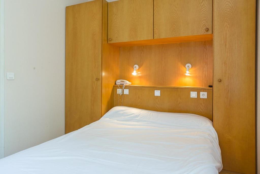 Photo of Bedroom in Etauliers