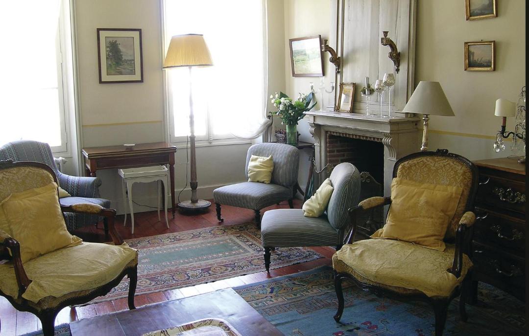 Photo of Others in Chablis