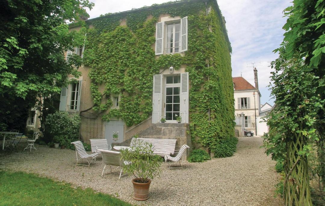Photo of Others in Chablis
