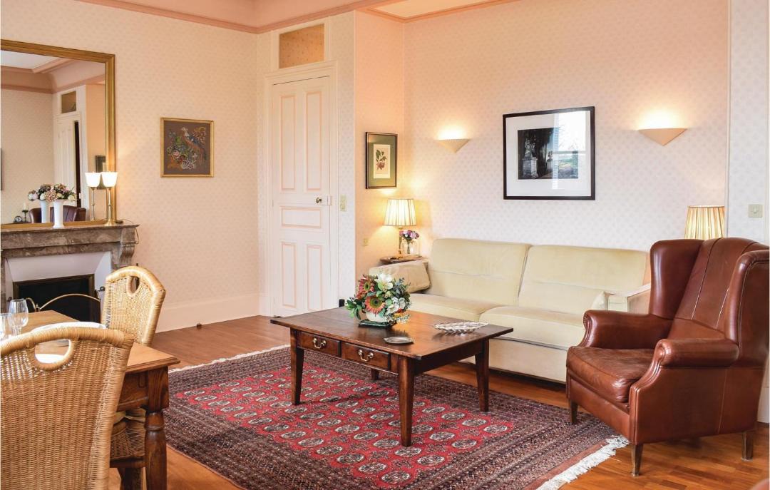 Photo of Livingroom in Ocquerre