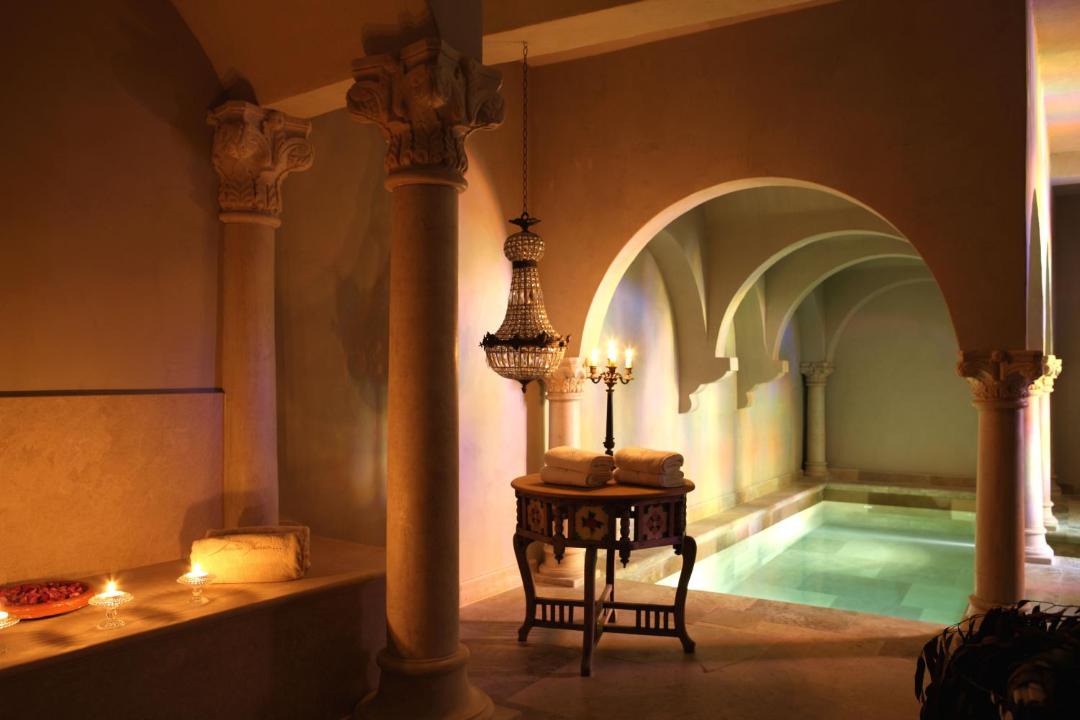 Photo of Others in Faubourg