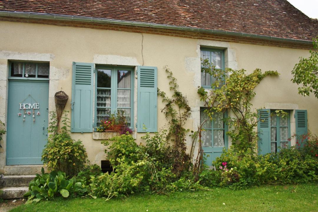 Photo of Others in Charost