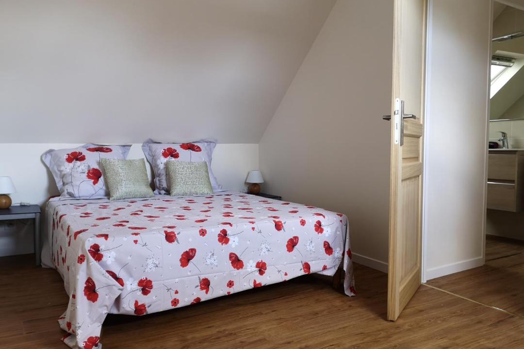 Photo of Bedroom in Ploneour-Lanvern