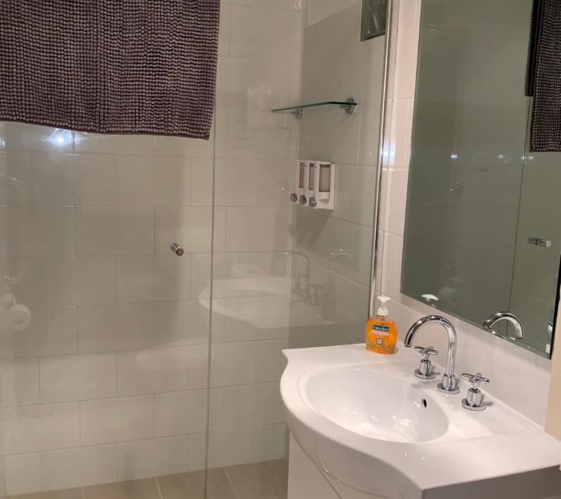 Photo of Others in Kingscote