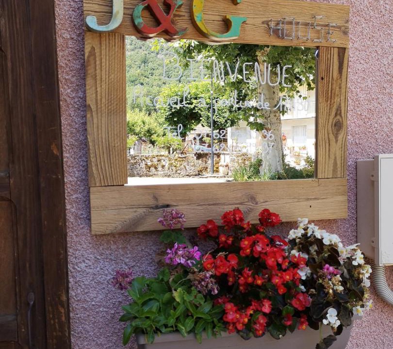 Photo of Others in Saint-Pierre-de-Curtille