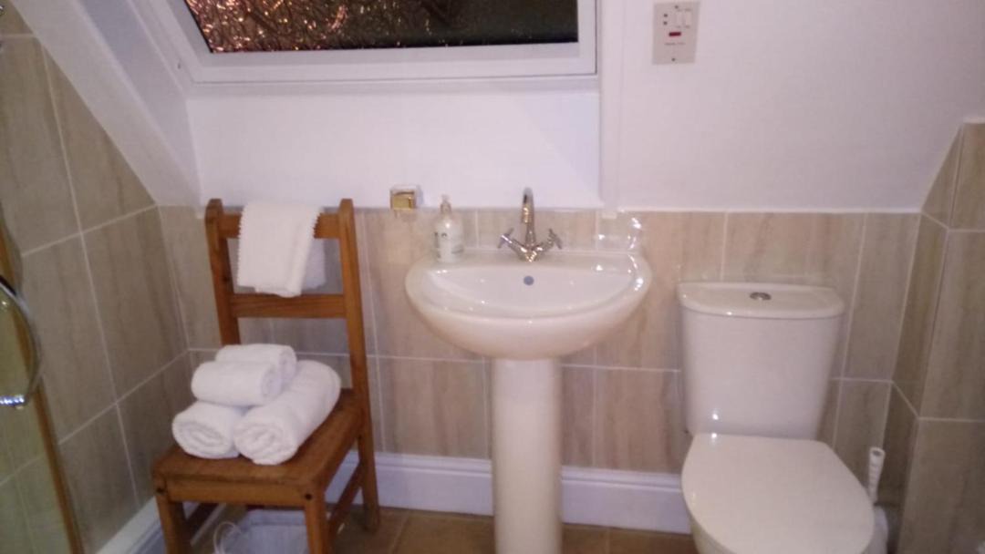 Photo of Bathroom in Carlyon Bay