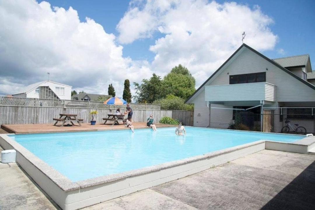 Photo of Others in Holdens Bay