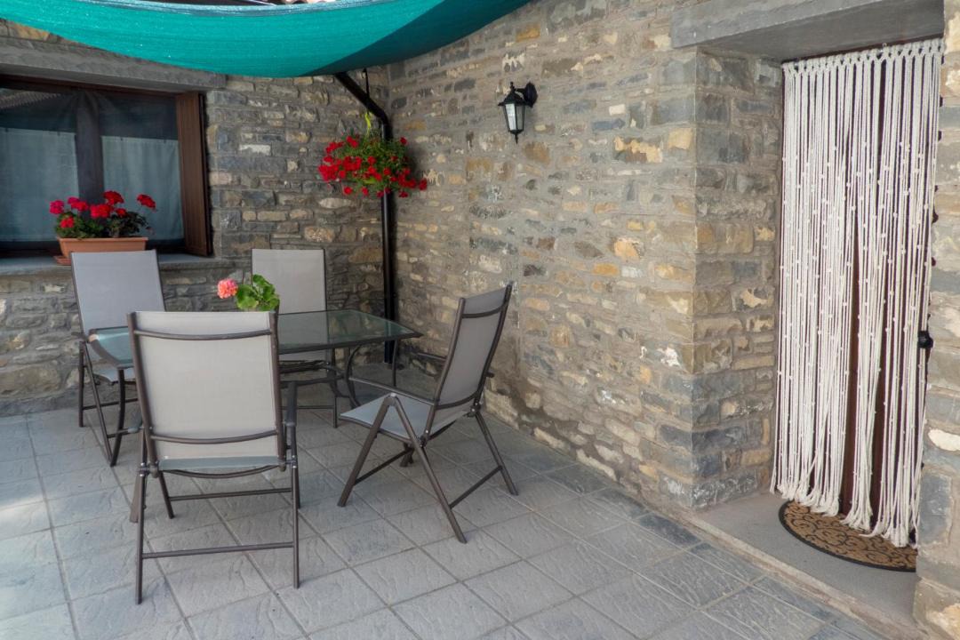 Photo of Patio Balcony in Jaca