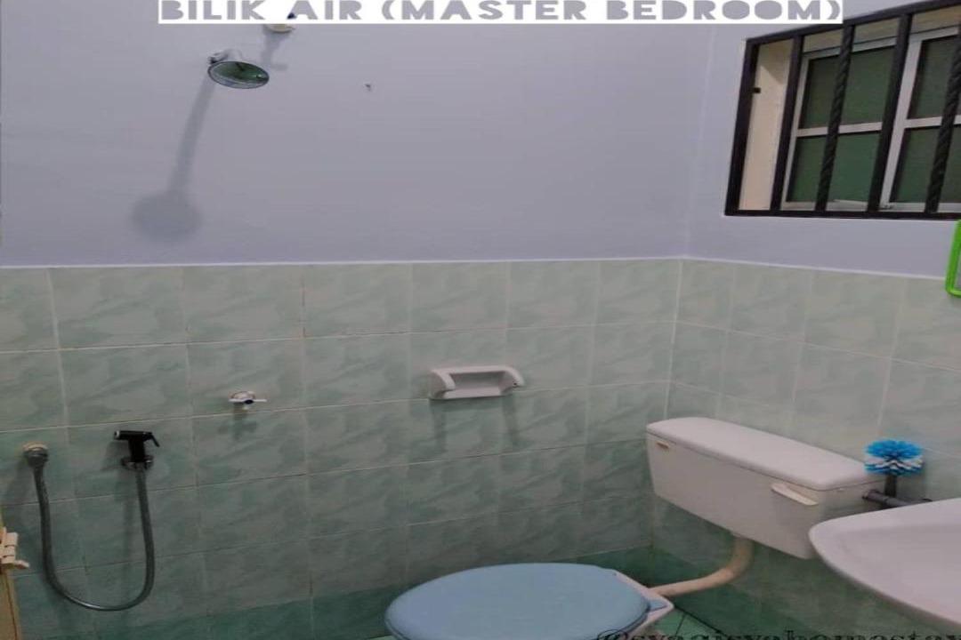 Photo of Bathroom in Seri Manjung
