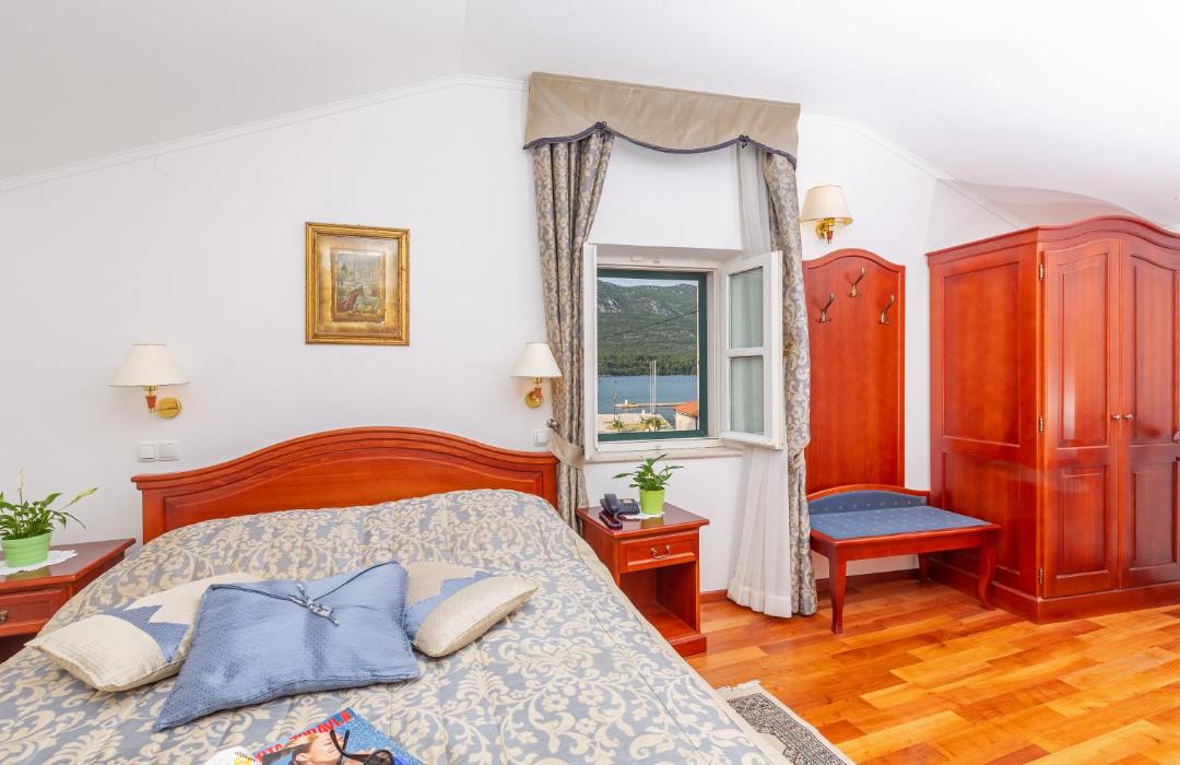 Photo of Bedroom in Mali Ston
