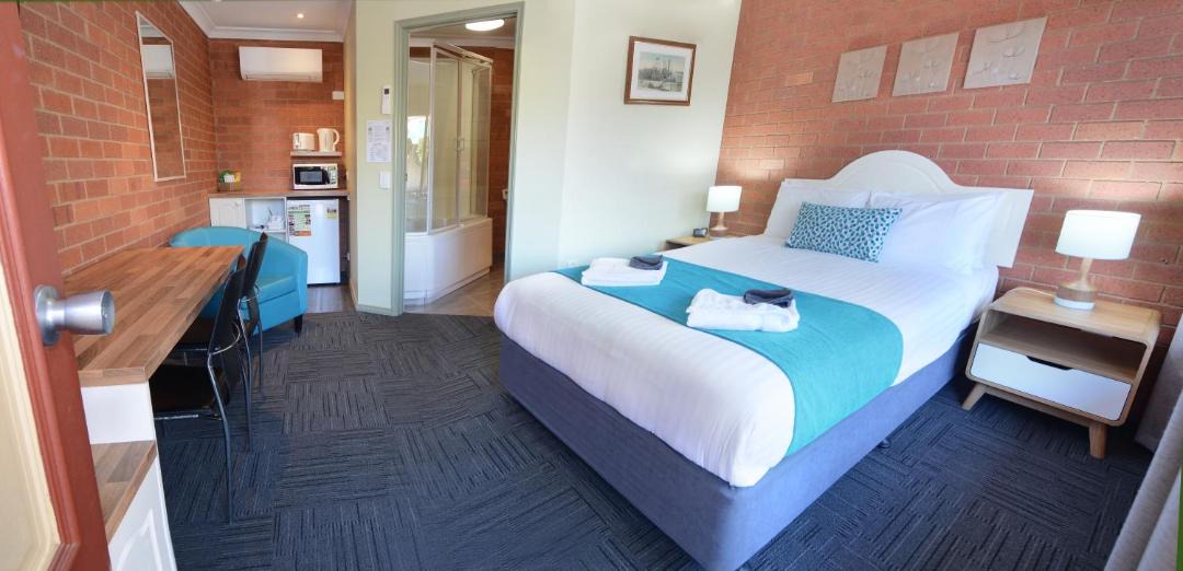 Photo of Others in Golden Square