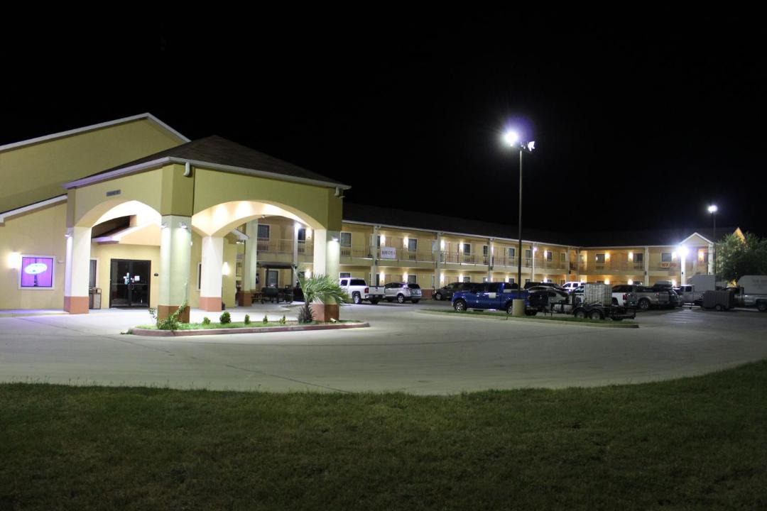 Photo of Others in Pearsall