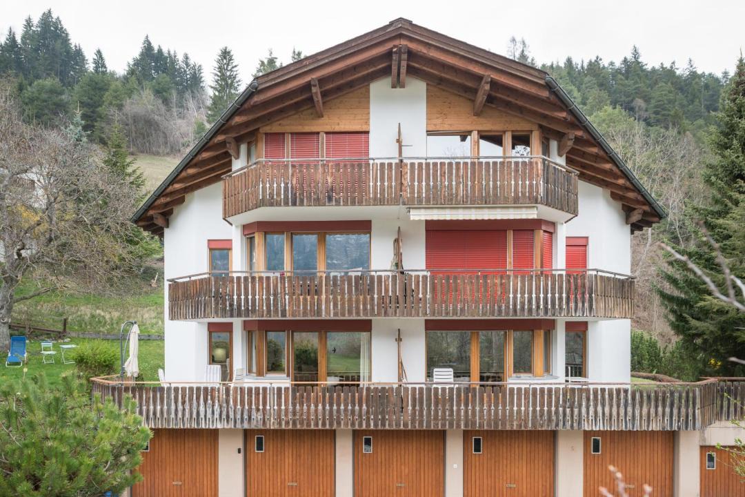 Photo of Buildings in Sagogn