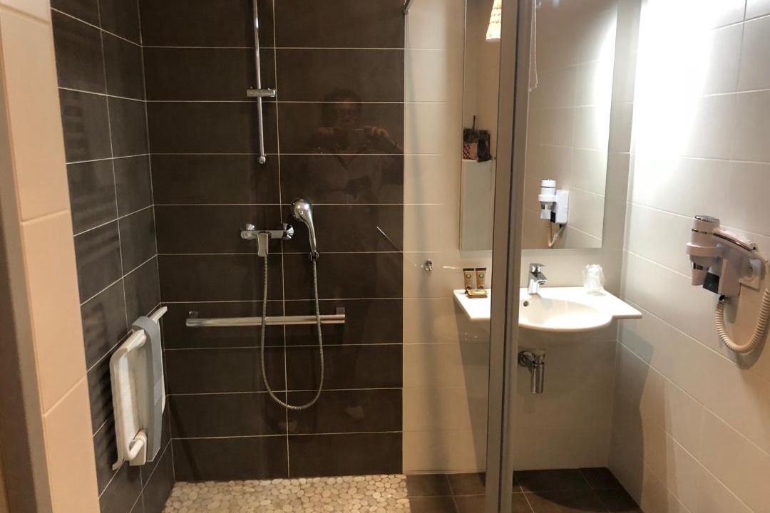 Photo of Bathroom in Sarlat-la-Caneda