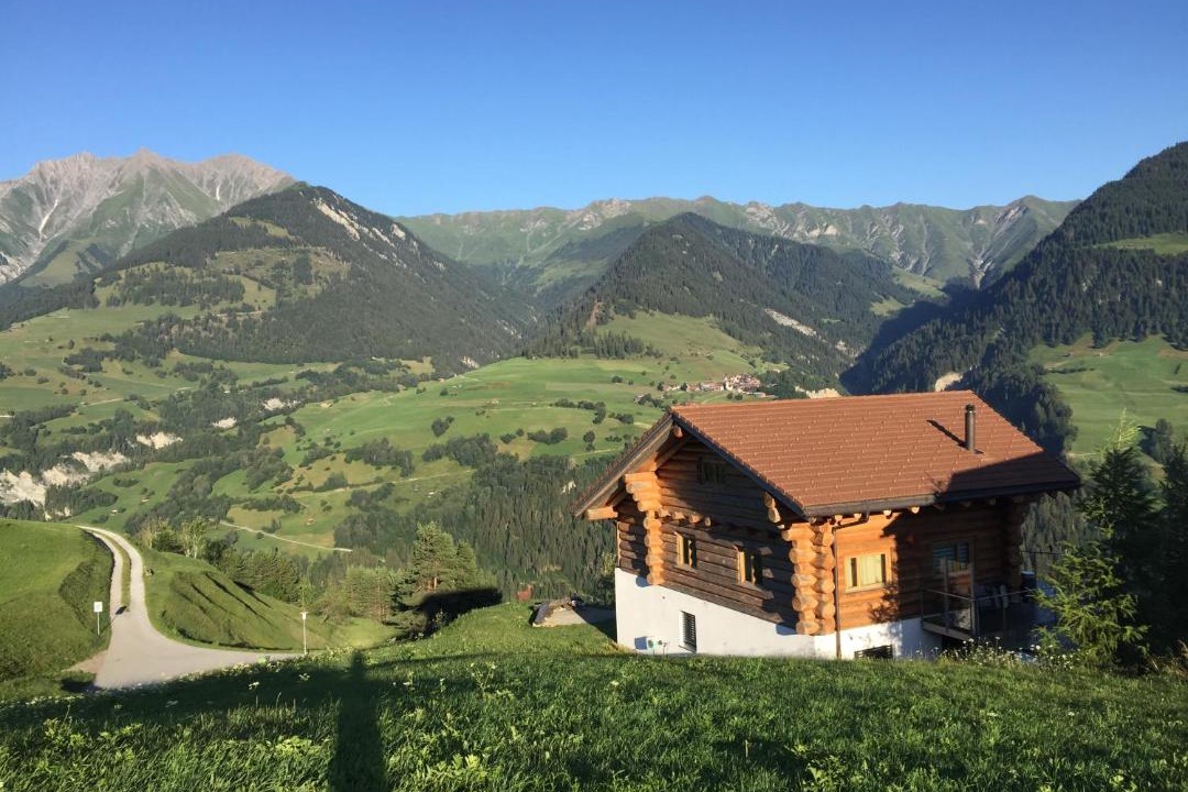 Photo of Buildings in Cumbel