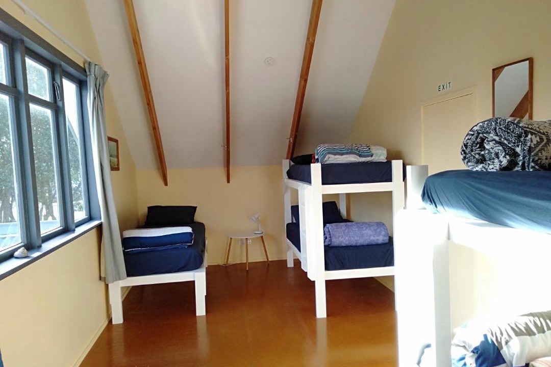 Photo of Others in Raglan