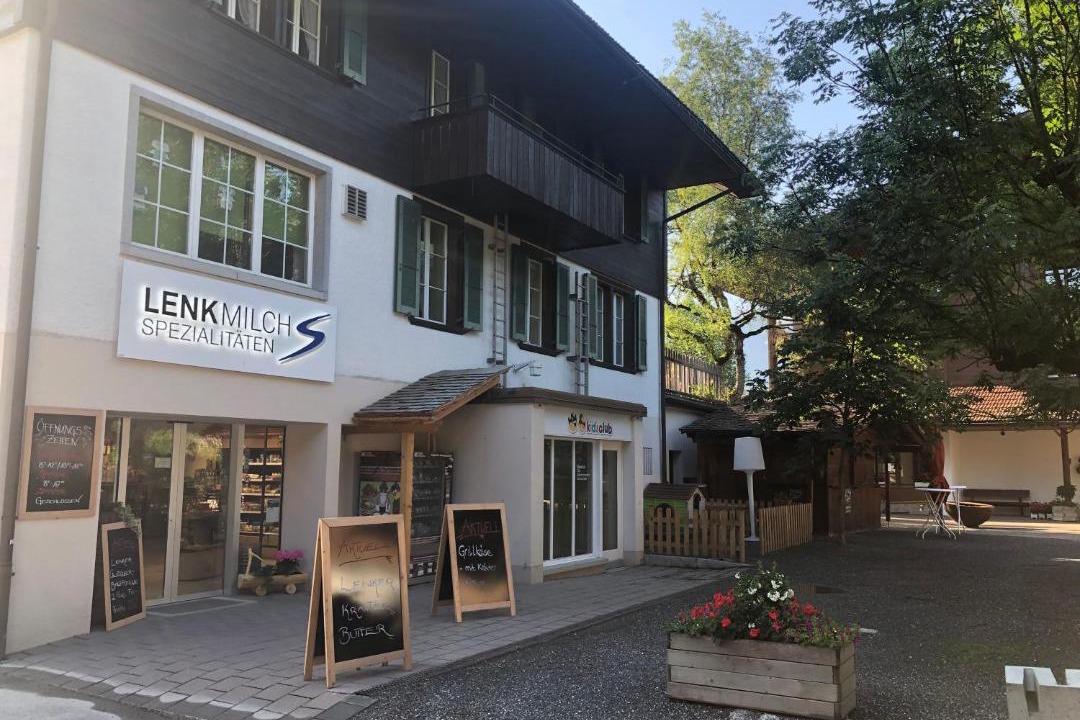 Photo of Others in Lenk