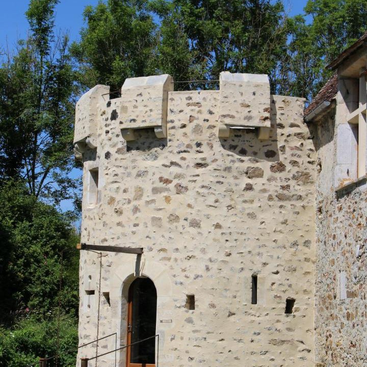 Photo of Buildings in Cordey