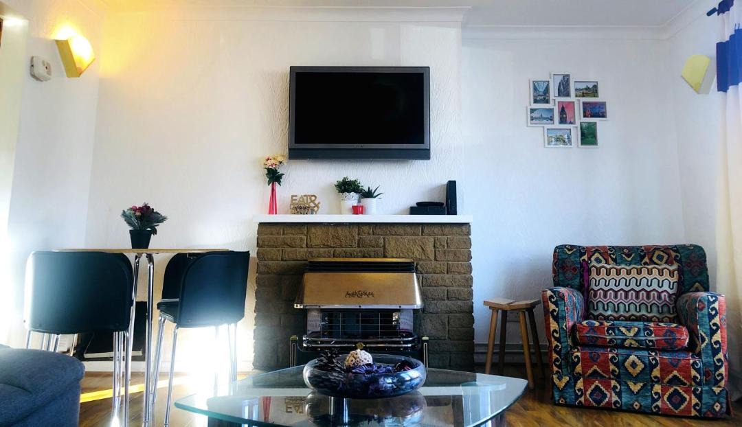 Photo of Livingroom in Stanwell