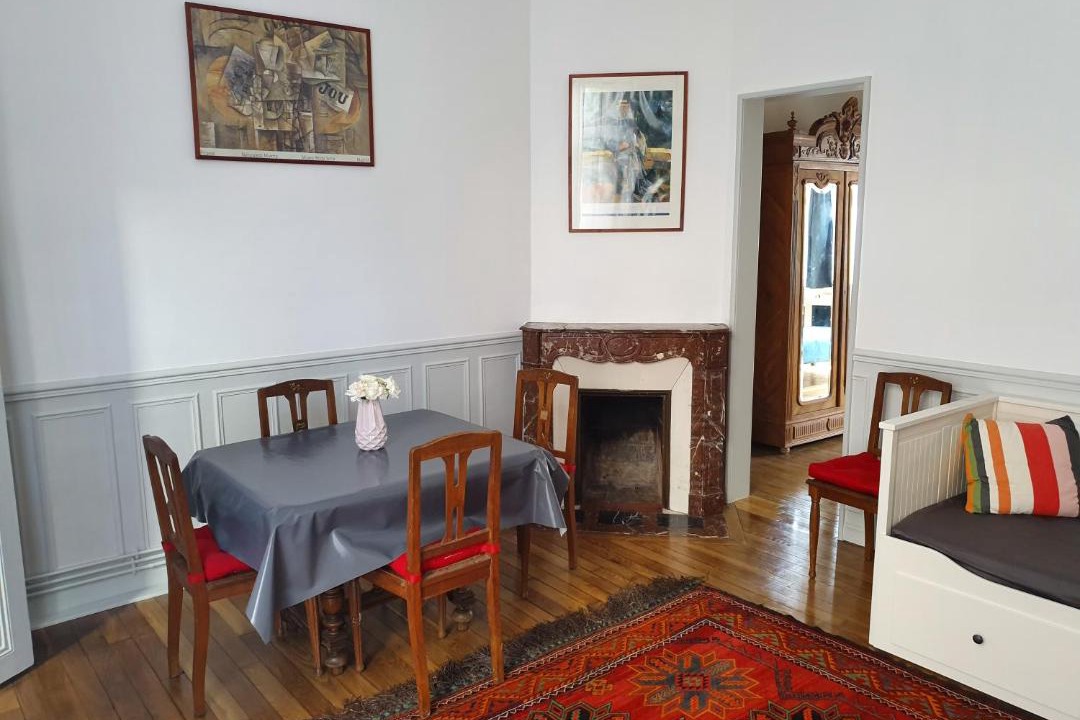 Photo of Others in Centre Erlon