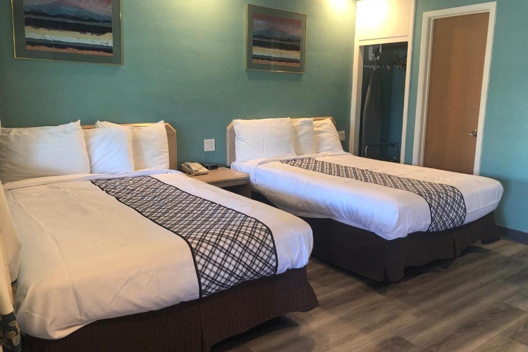 Photo of Others in Grants Pass