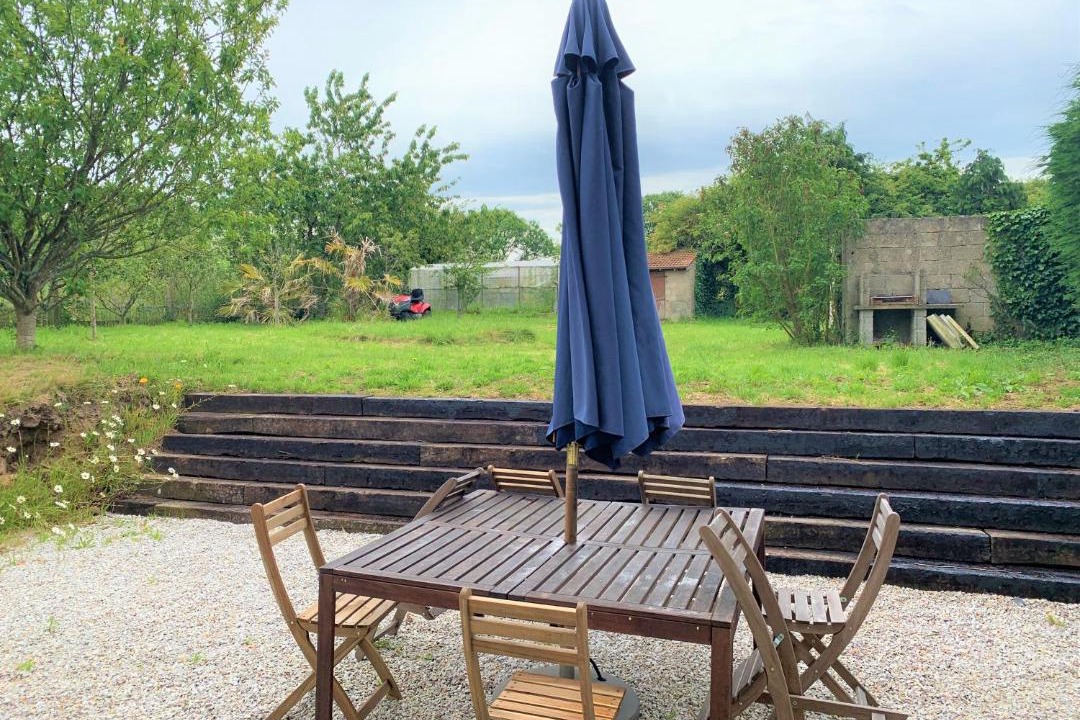 Photo of Patio Balcony in Ozeville