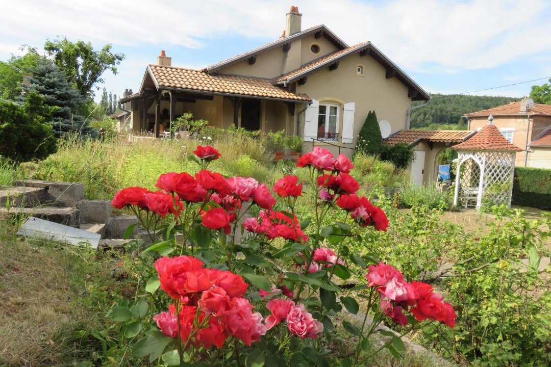 Photo of Buildings in Saint-Remy-la-Calonne