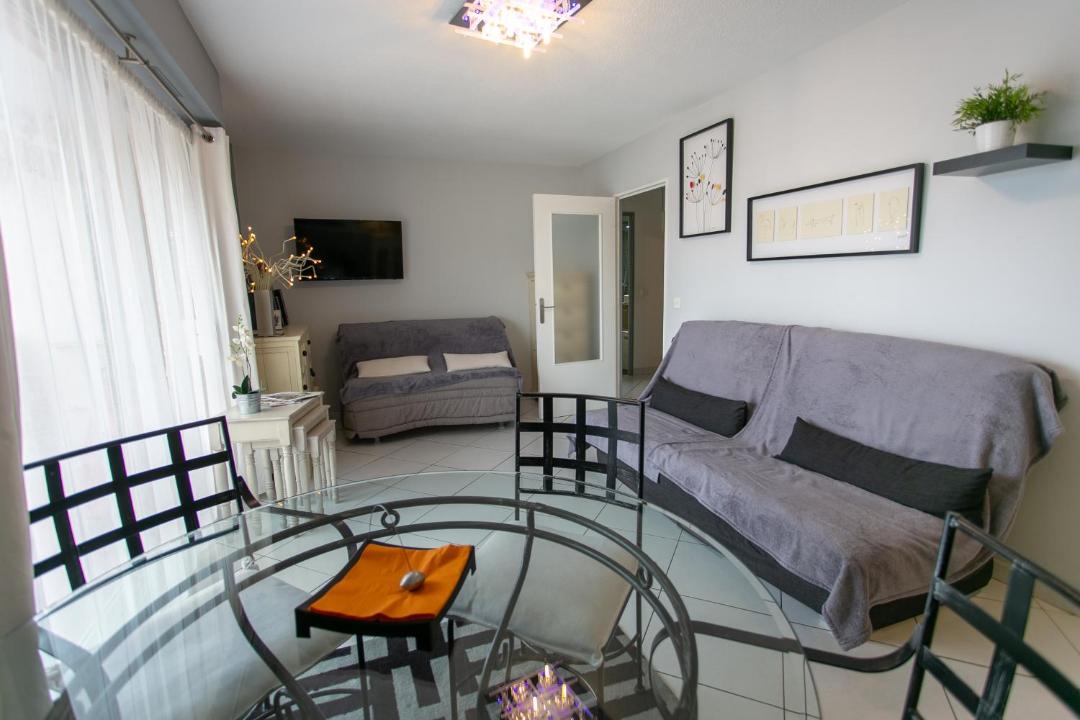 Photo of Livingroom in Hyeres City Centre