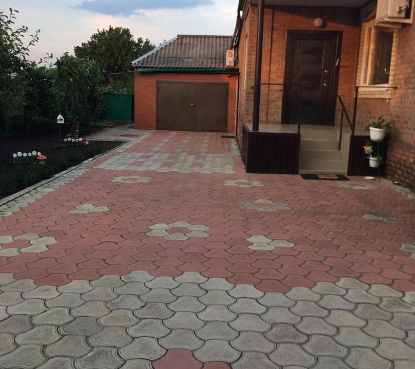 Photo of Buildings in Kushchevskaya