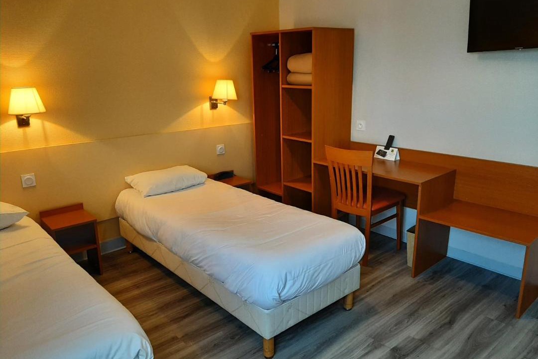 Photo of Others in Vivy