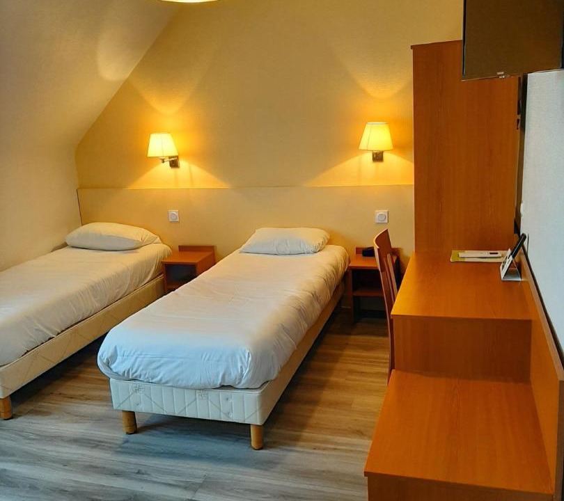 Photo of Others in Vivy