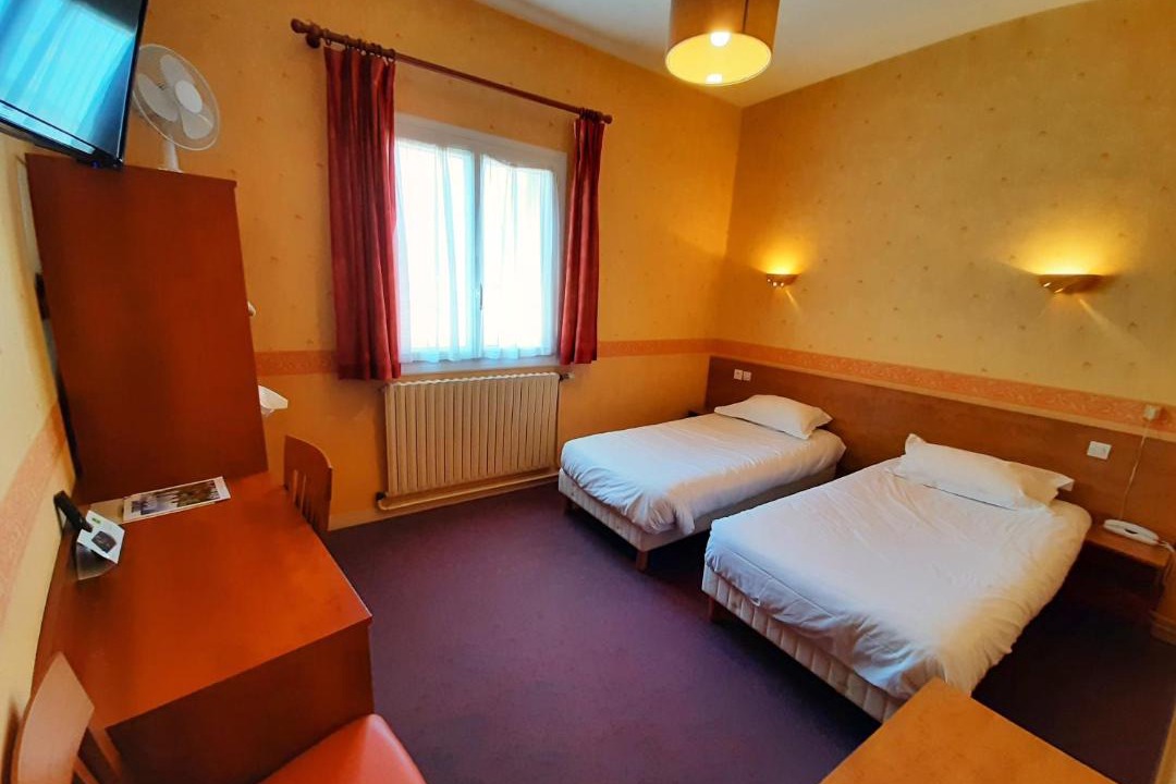 Photo of Others in Vivy