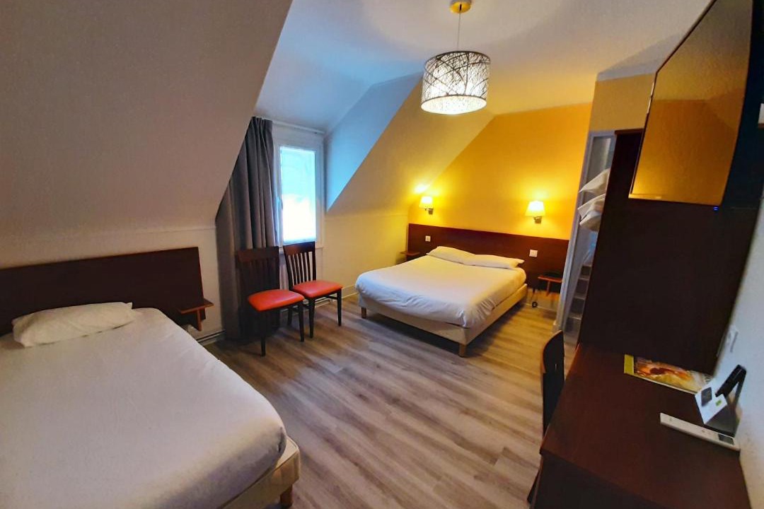 Photo of Others in Vivy