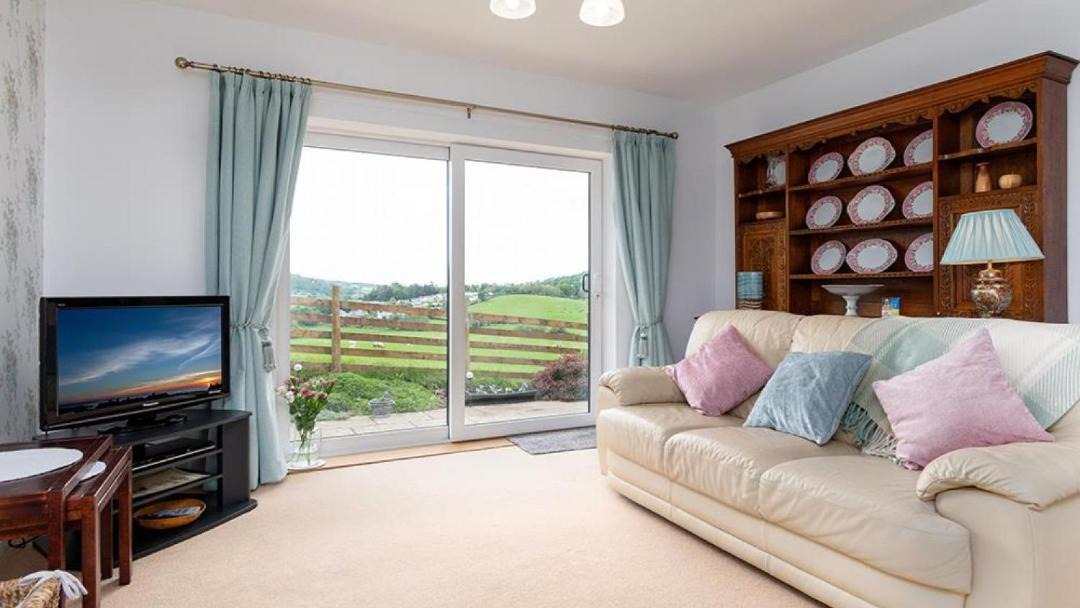 Photo of Others in Henryd